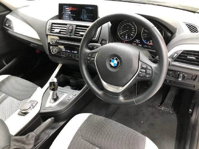 BMW 1-SERIES