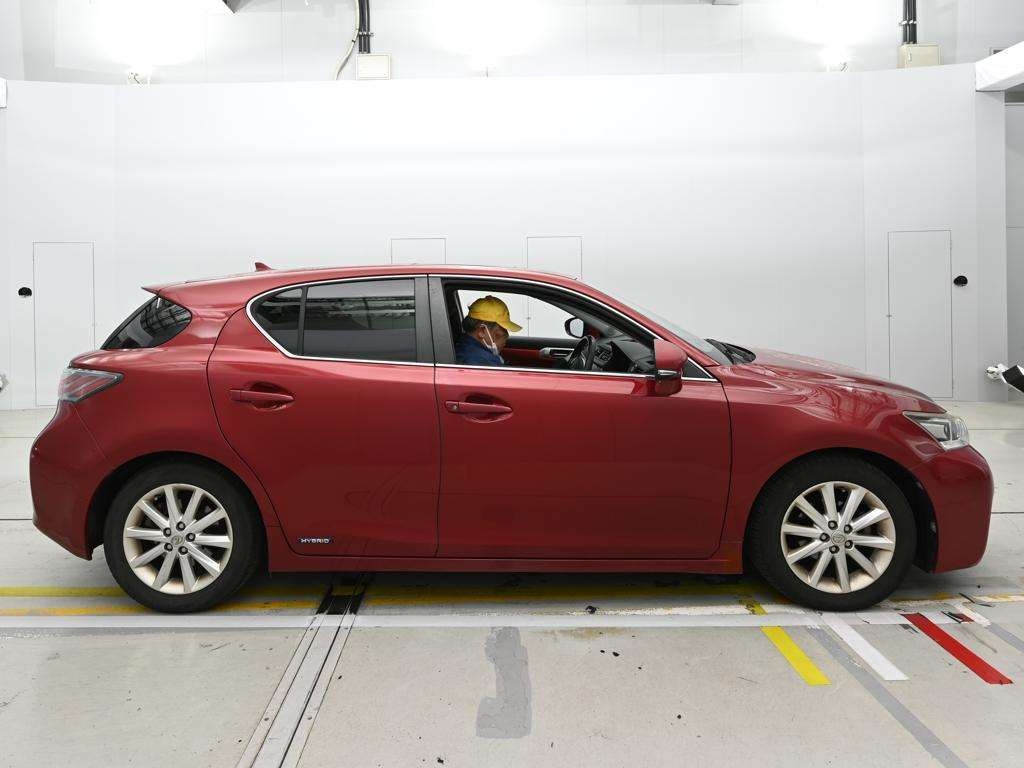 LEXUS CT200H
