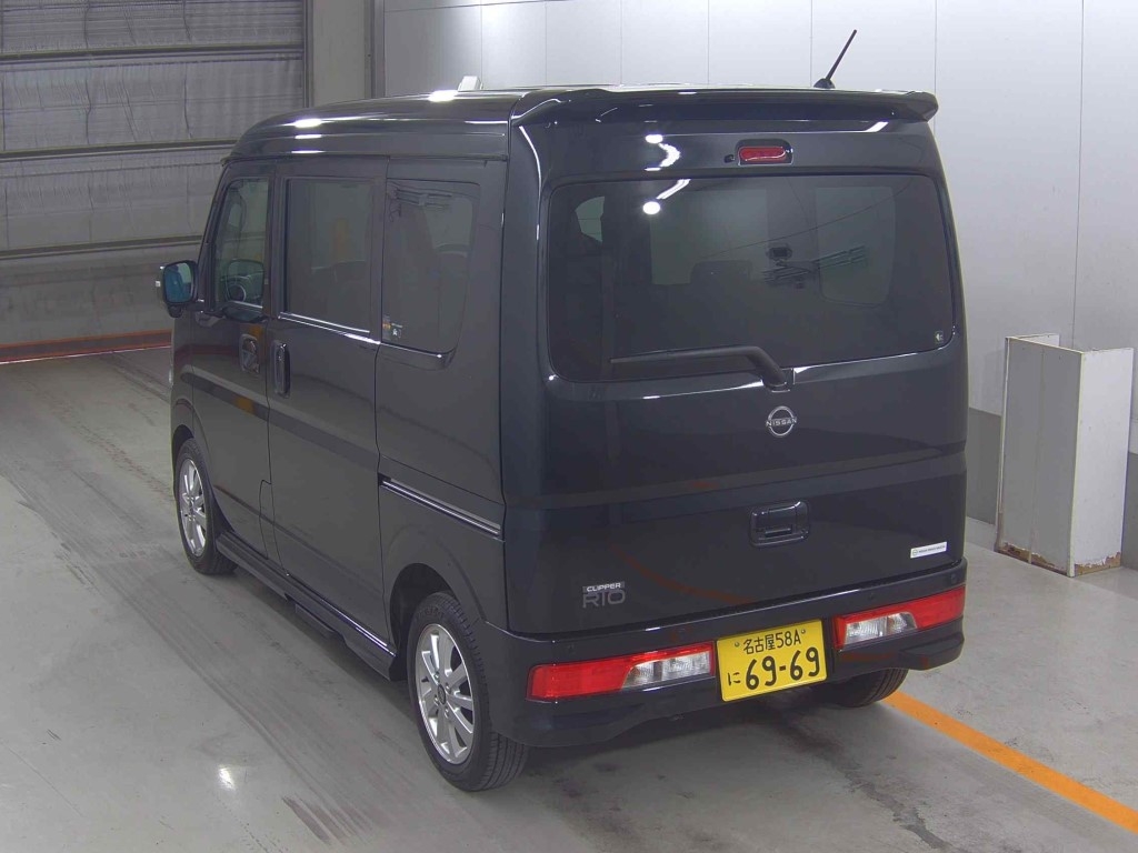 NISSAN NV100 CLIPPER