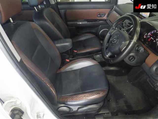 MAZDA VERISA