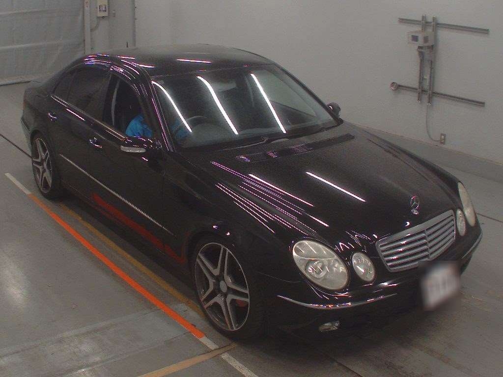 MERCEDES-BENZ E-CLASS
