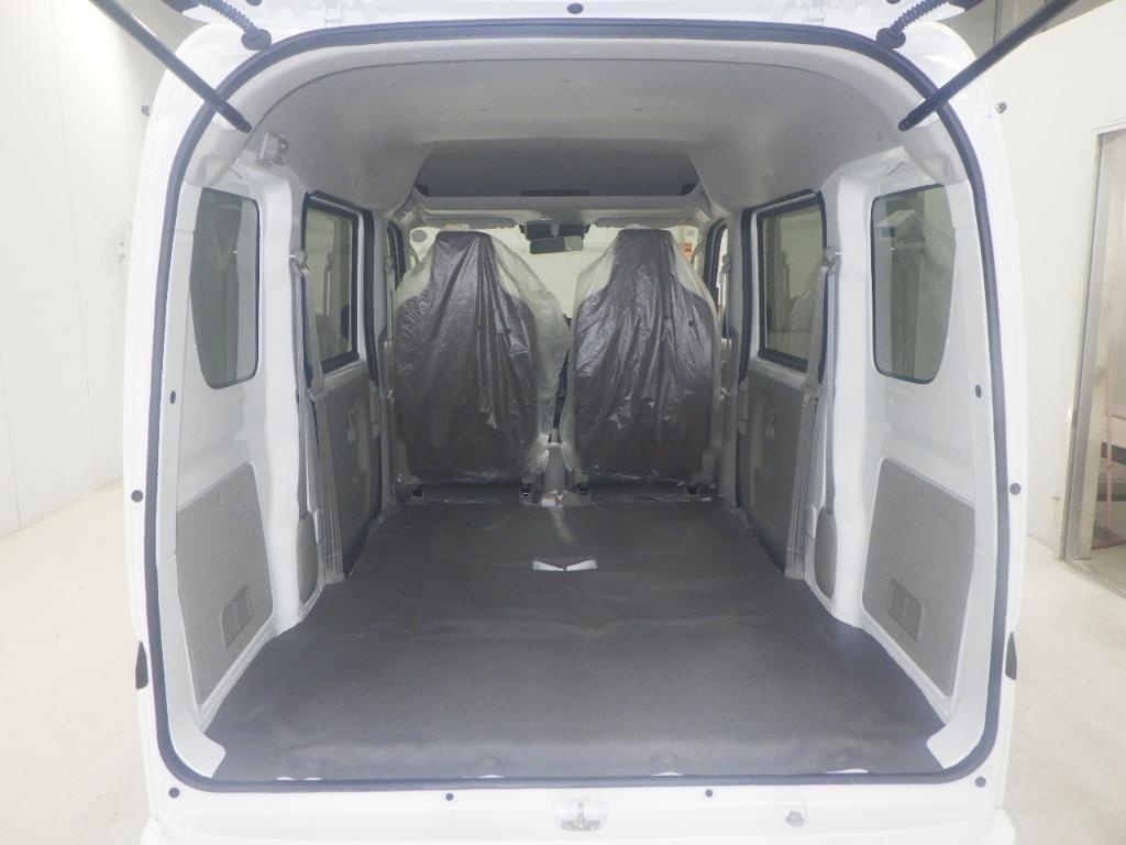 MITSUBISHI MINICAB