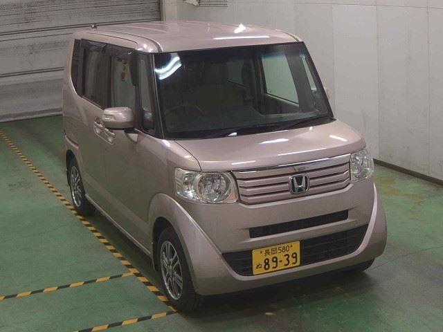 HONDA N-BOX