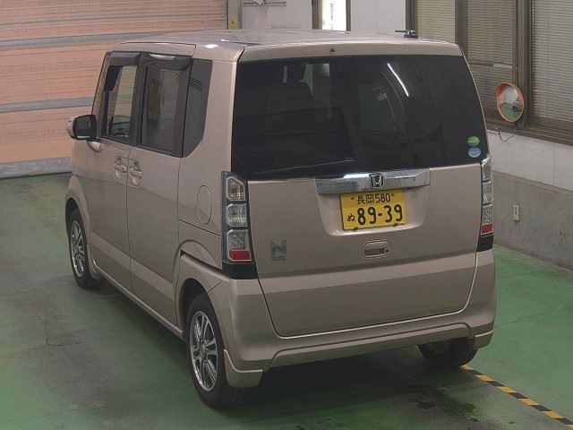HONDA N-BOX