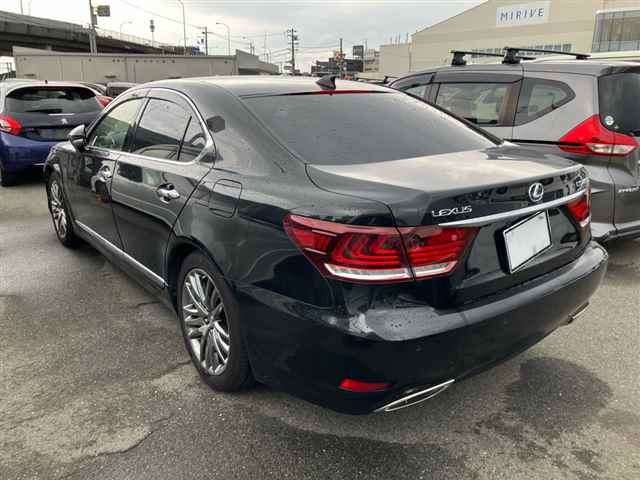 LEXUS LS460