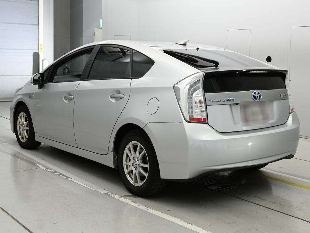 TOYOTA PRIUS PHV
