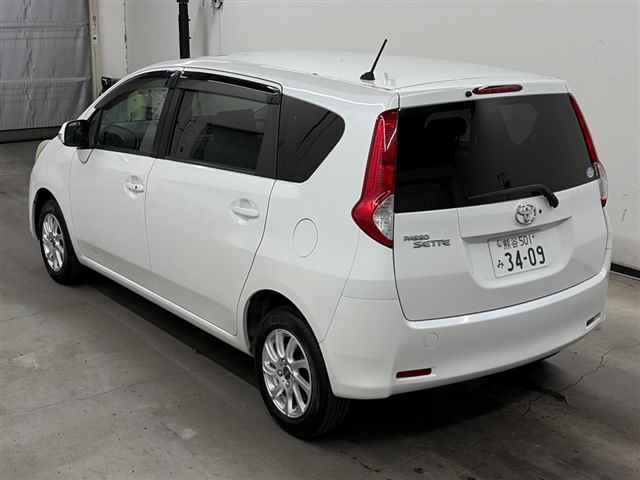 TOYOTA PASSO SETTE
