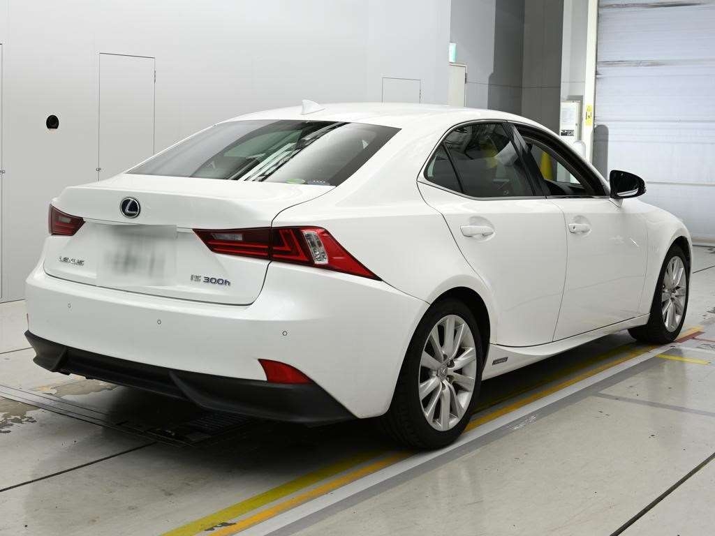 LEXUS IS300H