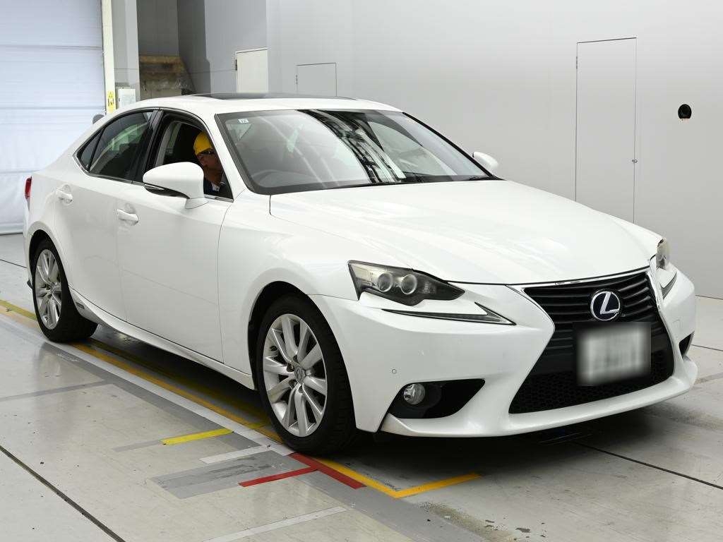 LEXUS IS300H