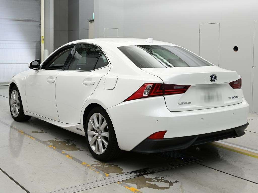 LEXUS IS300H
