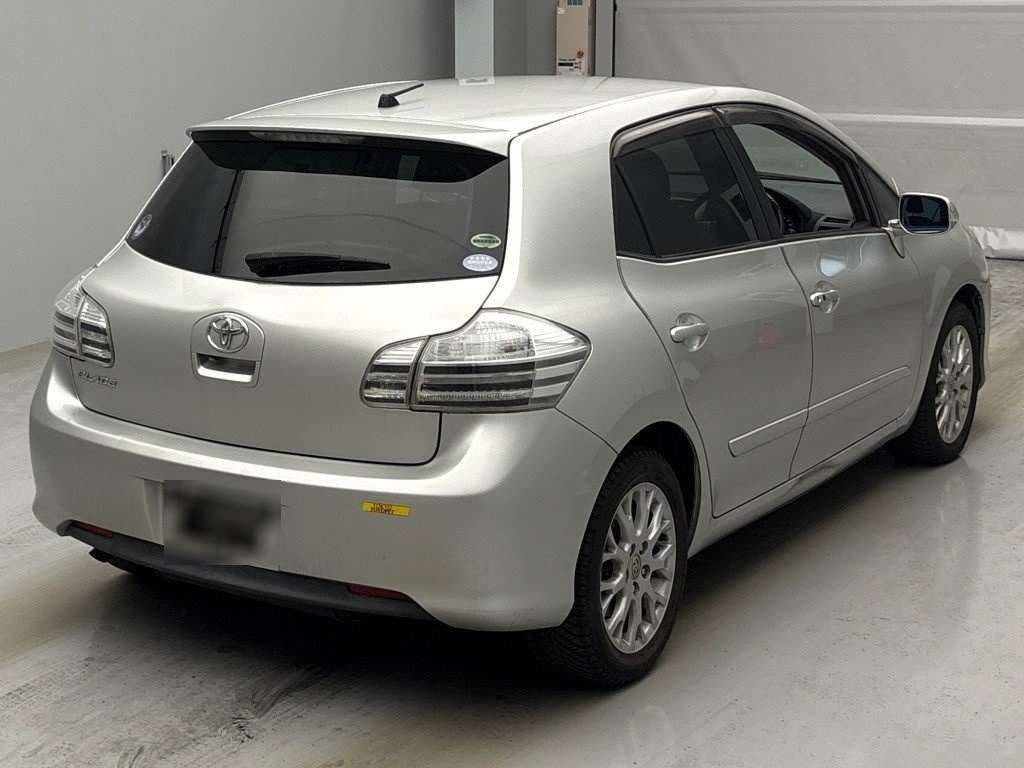 TOYOTA BLADE