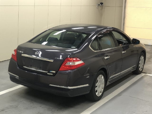 NISSAN TEANA