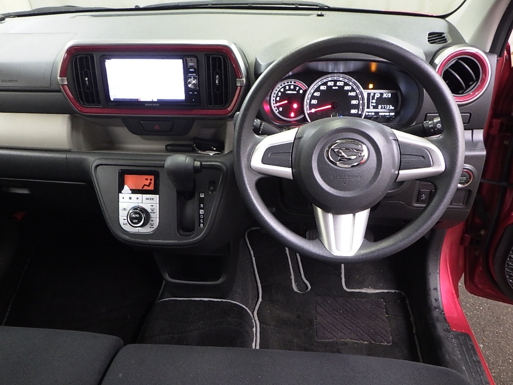DAIHATSU BOON