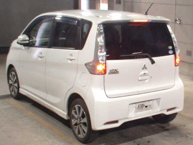 MITSUBISHI EK CUSTOM