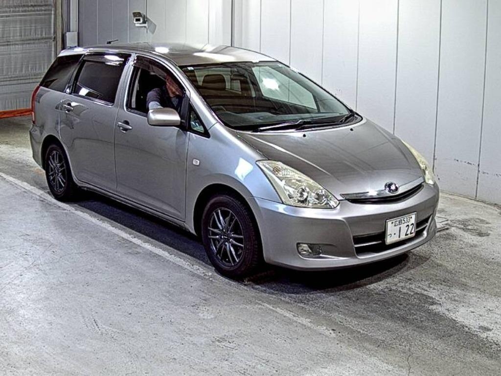 TOYOTA WISH