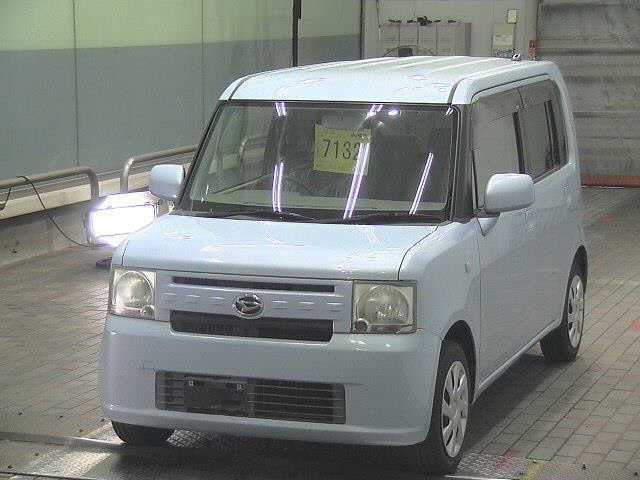 DAIHATSU MOVE CONTE