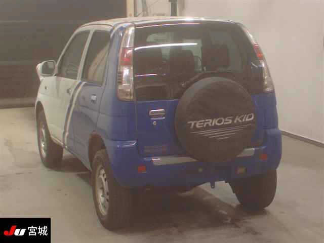 DAIHATSU TERIOS KID