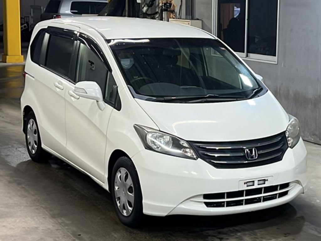 HONDA FREED