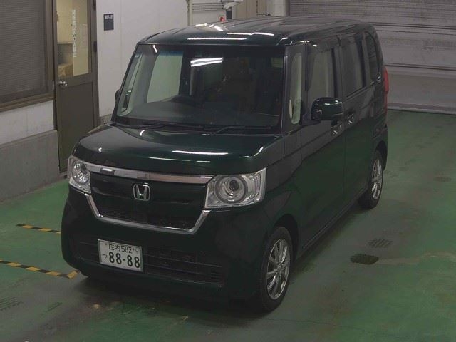 HONDA N-BOX