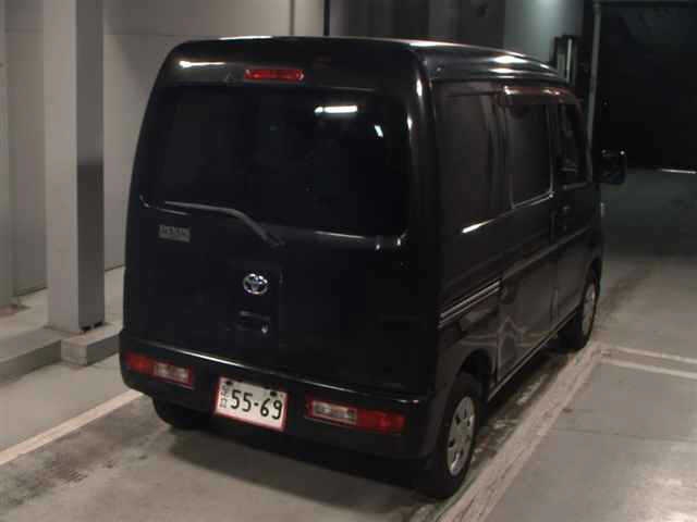 TOYOTA PIXIS VAN