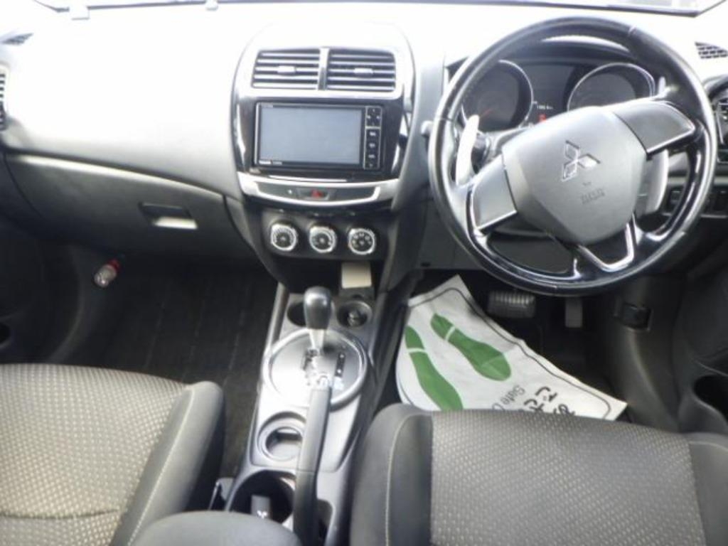 MITSUBISHI RVR