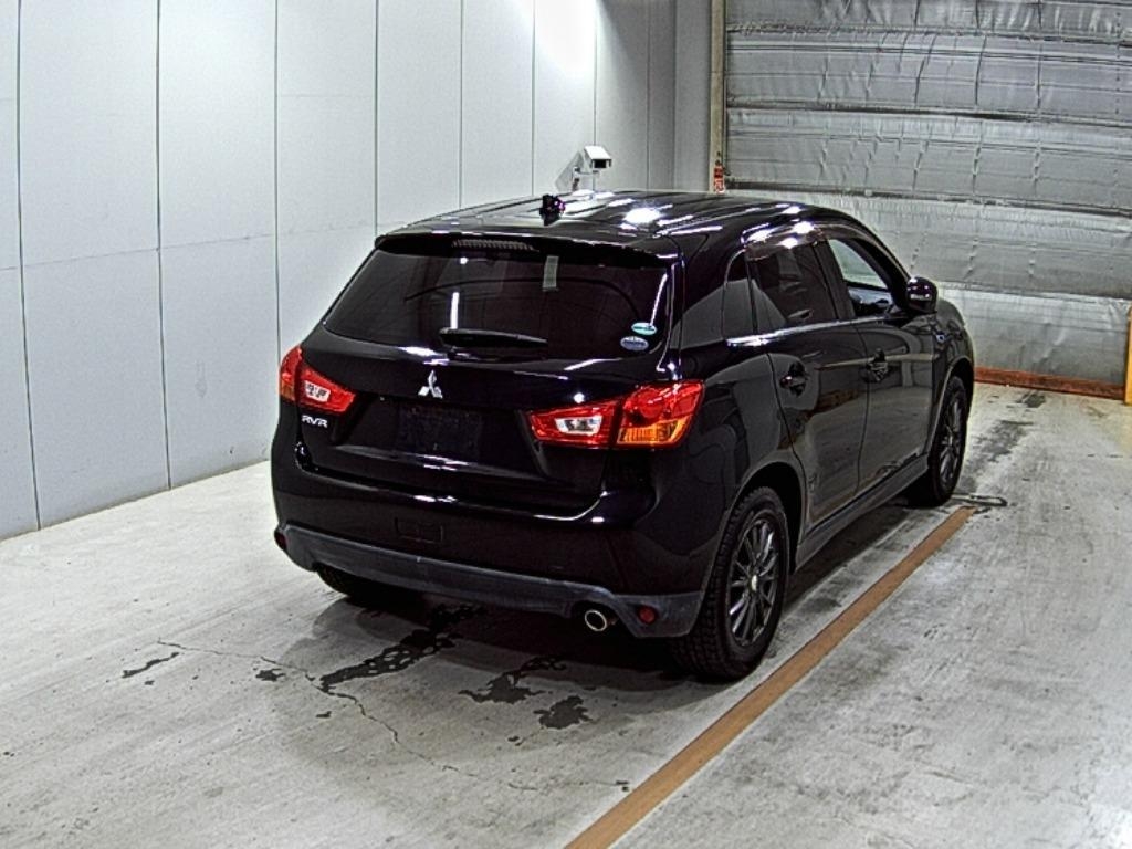 MITSUBISHI RVR