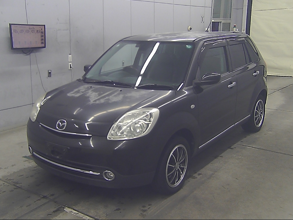 MAZDA VERISA