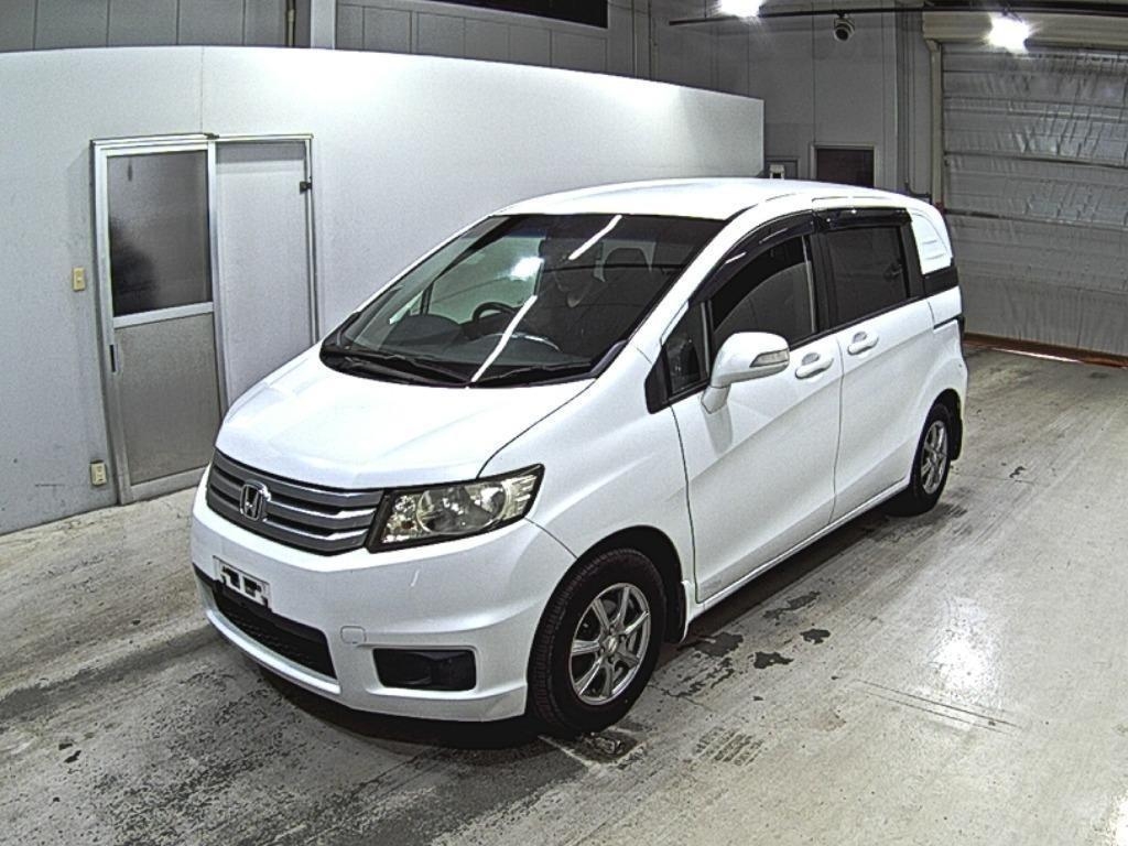 HONDA FREED SPIKE