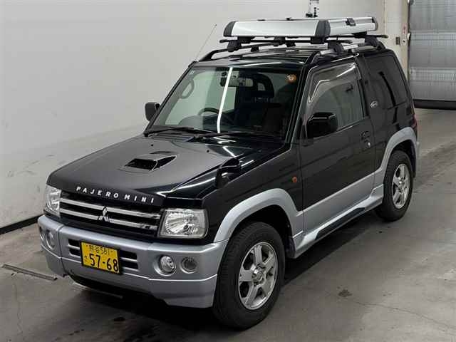 MITSUBISHI PAJERO MINI
