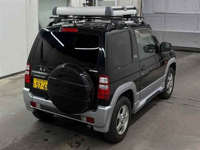 MITSUBISHI PAJERO MINI
