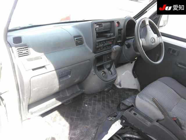 TOYOTA PIXIS VAN
