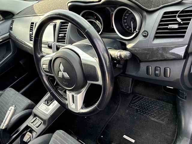 MITSUBISHI LANCER EVOLUTION