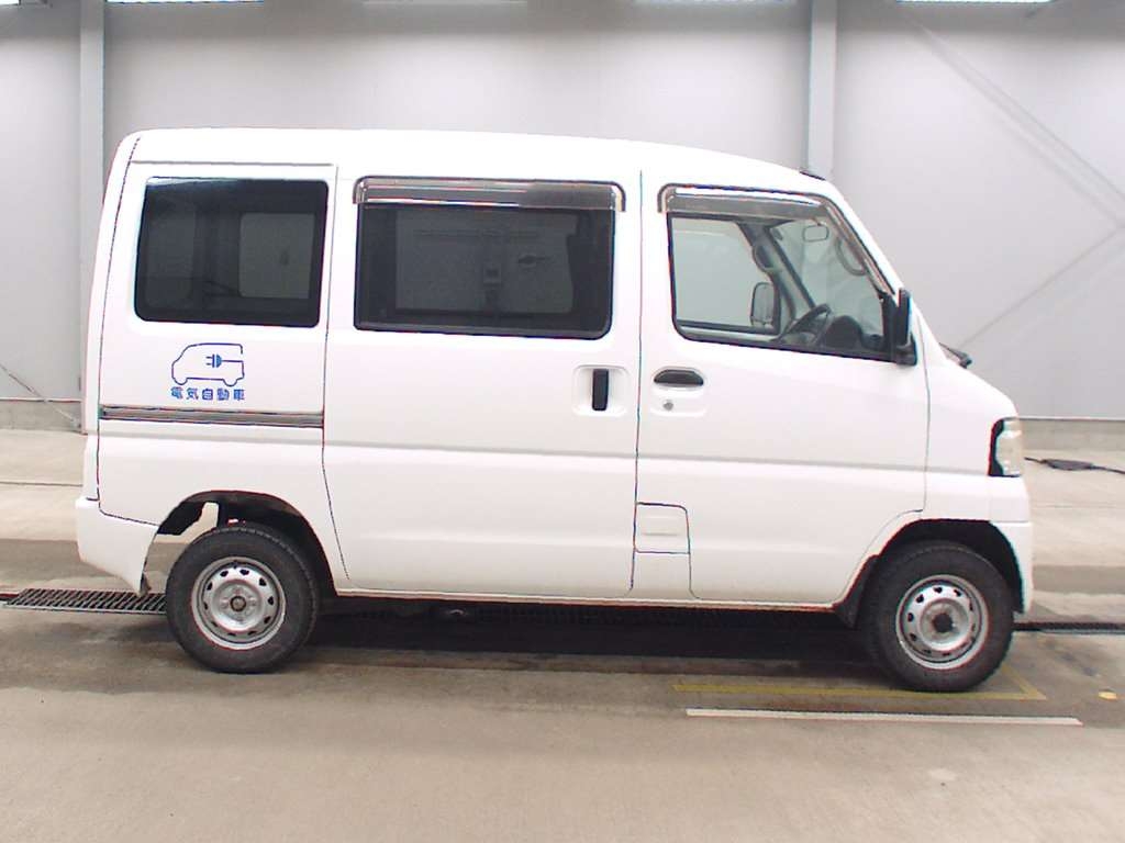 MITSUBISHI MINICAB MIEV