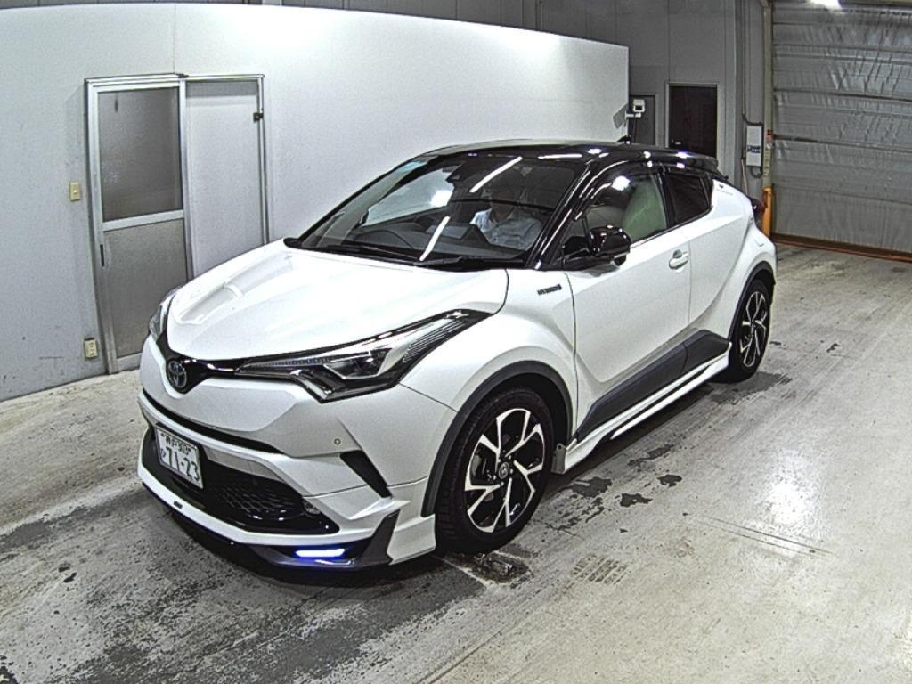 TOYOTA C-HR
