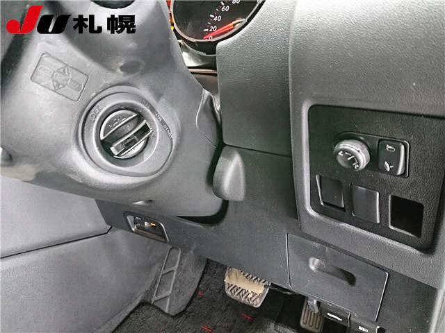 NISSAN DUALIS