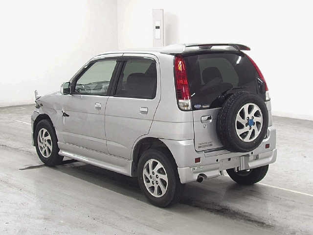 DAIHATSU TERIOS KID