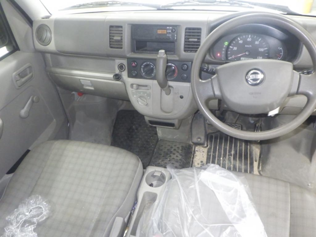 NISSAN NV100 CLIPPER
