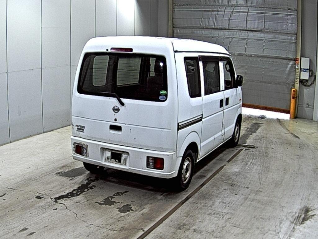 NISSAN NV100 CLIPPER