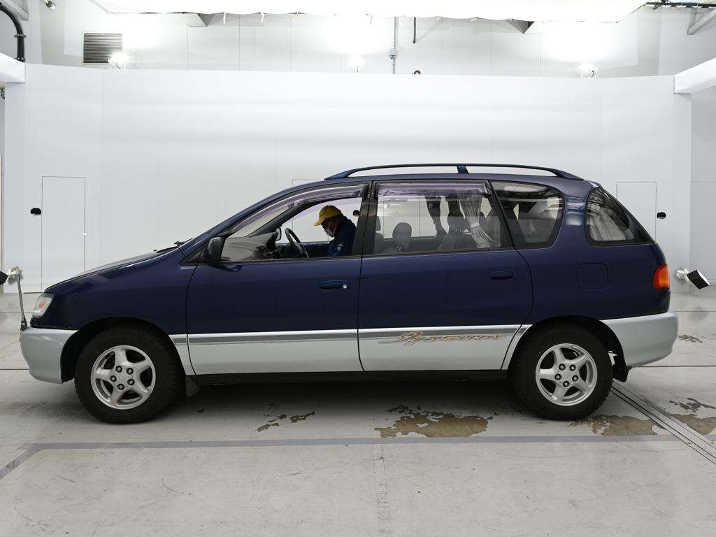 TOYOTA IPSUM