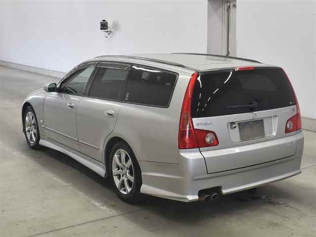 NISSAN STAGEA