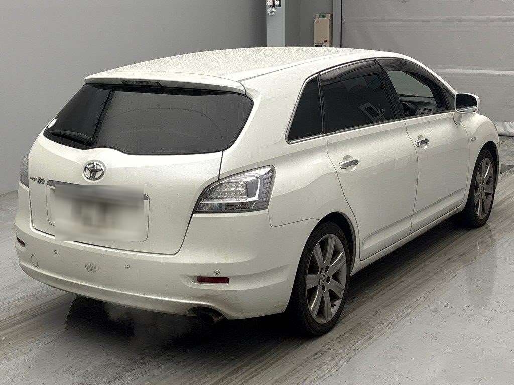 TOYOTA MARK X ZIO
