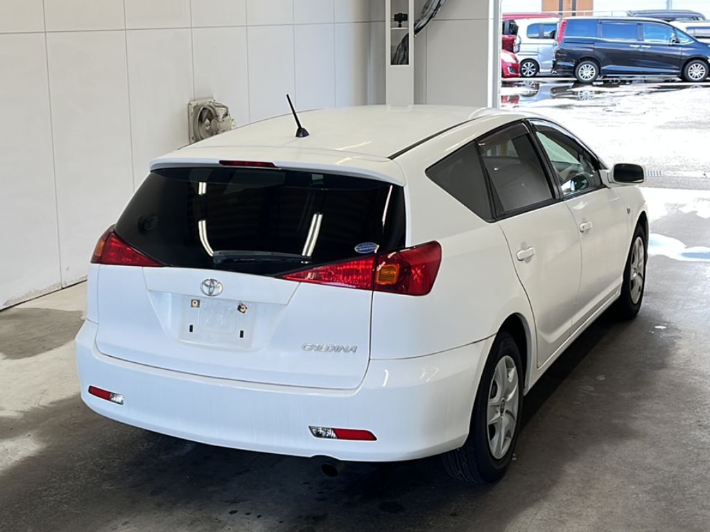 TOYOTA CALDINA