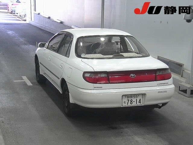 TOYOTA CARINA