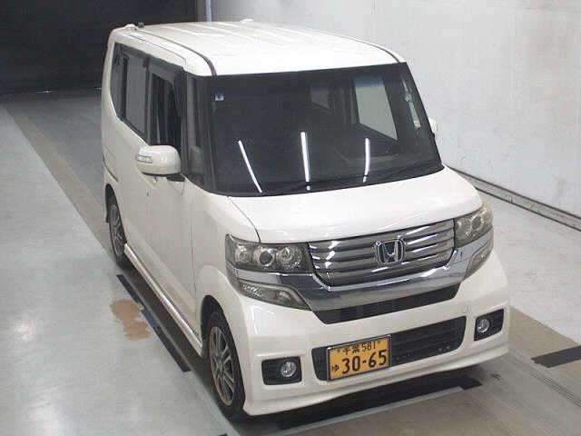 HONDA N-BOX