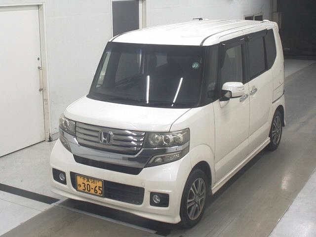 HONDA N-BOX