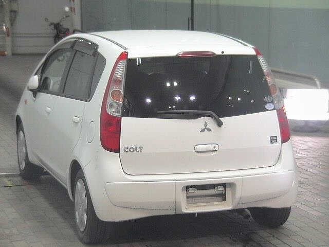 MITSUBISHI COLT