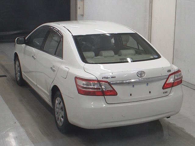 TOYOTA PREMIO