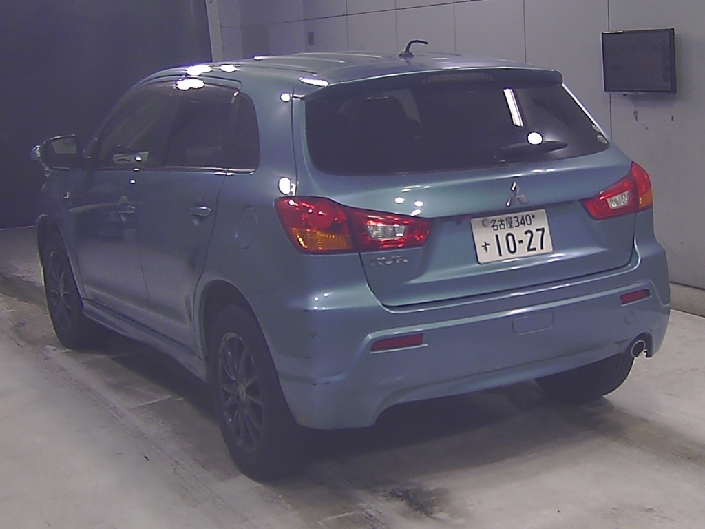MITSUBISHI RVR