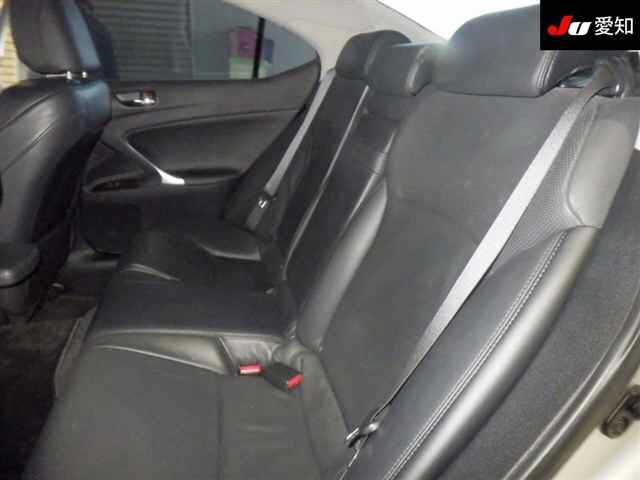 LEXUS IS350