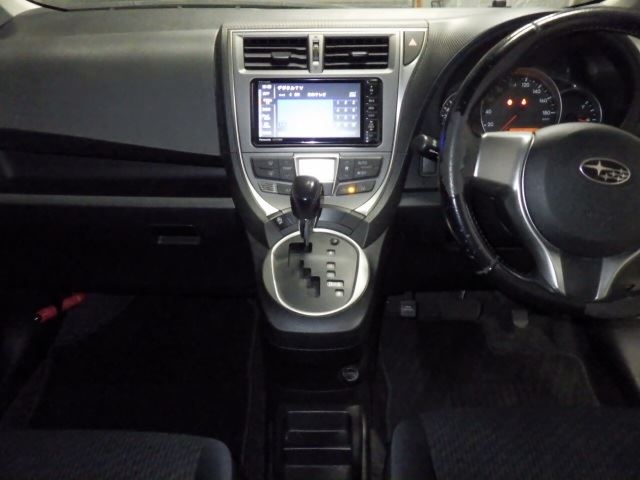 SUBARU TREZIA